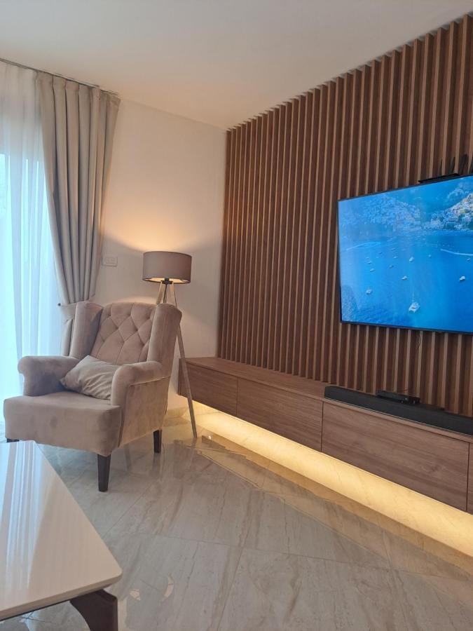 Lux Apartment Jovanovic Tivat Exterior photo